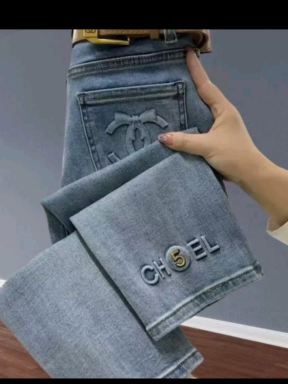 Cropped Straight CC Jeans in Faded Blue